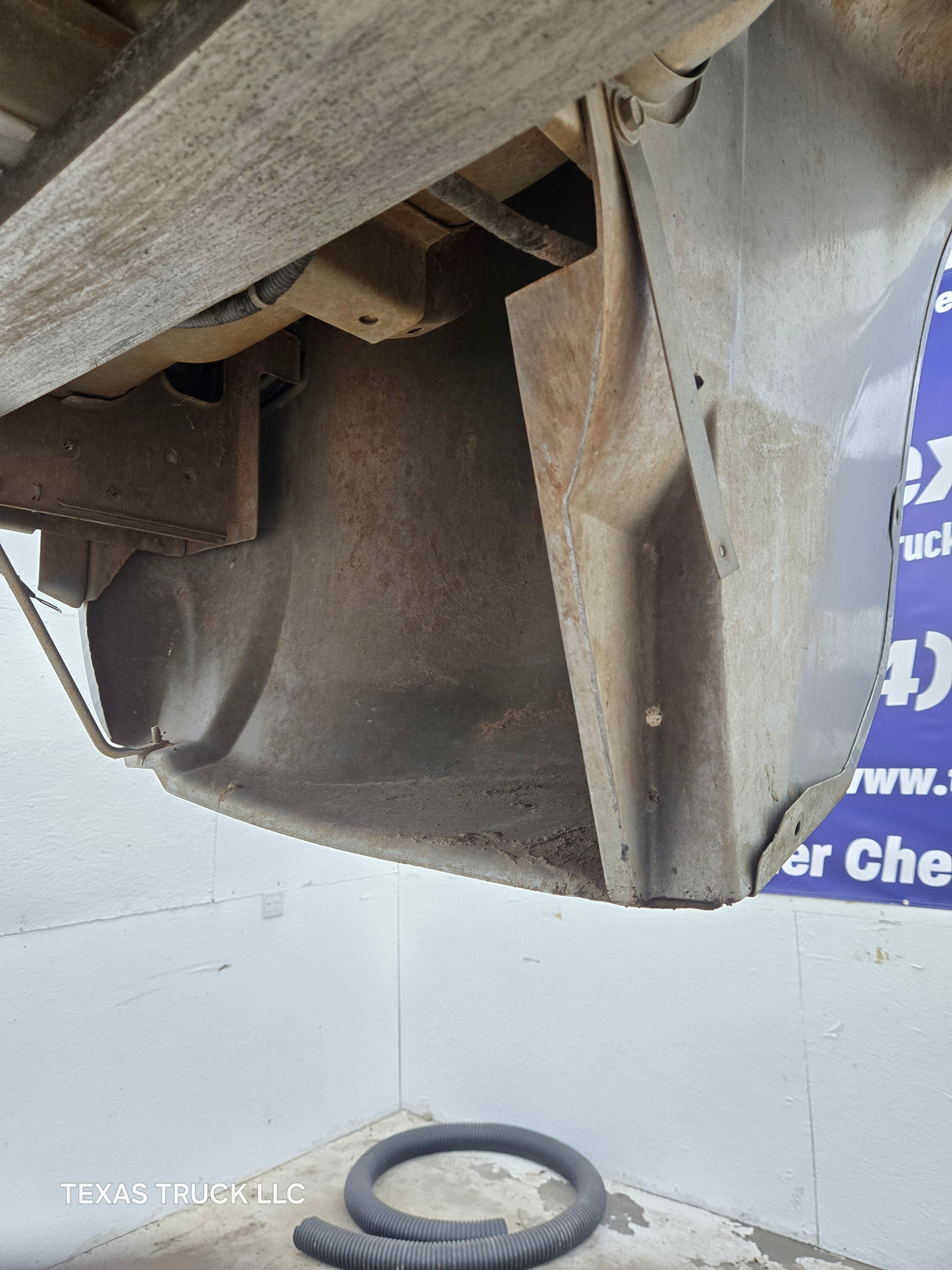 2014-2019 Chevrolet Silverado / GMC Sierra 3500 HD 8' Dually Truck Bed