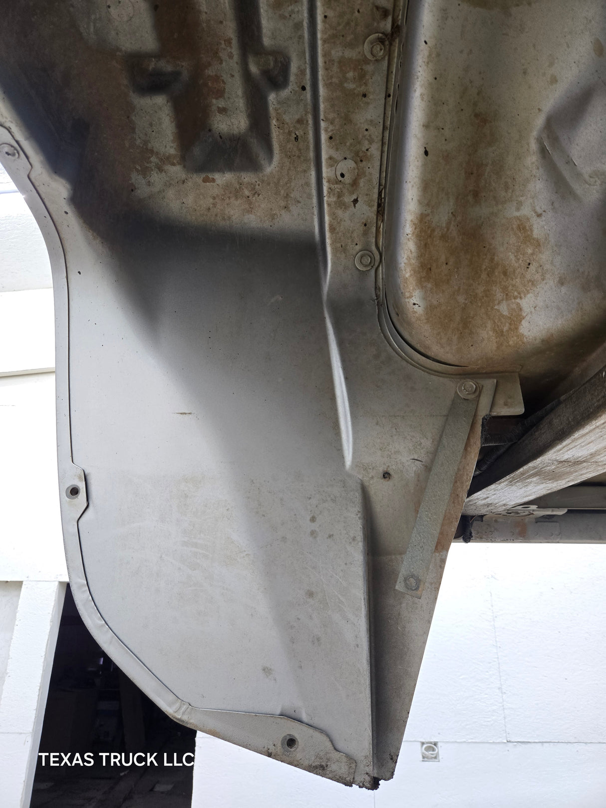 2014-2019 Chevrolet Silverado / GMC Sierra 3500 HD 8' Dually Truck Bed