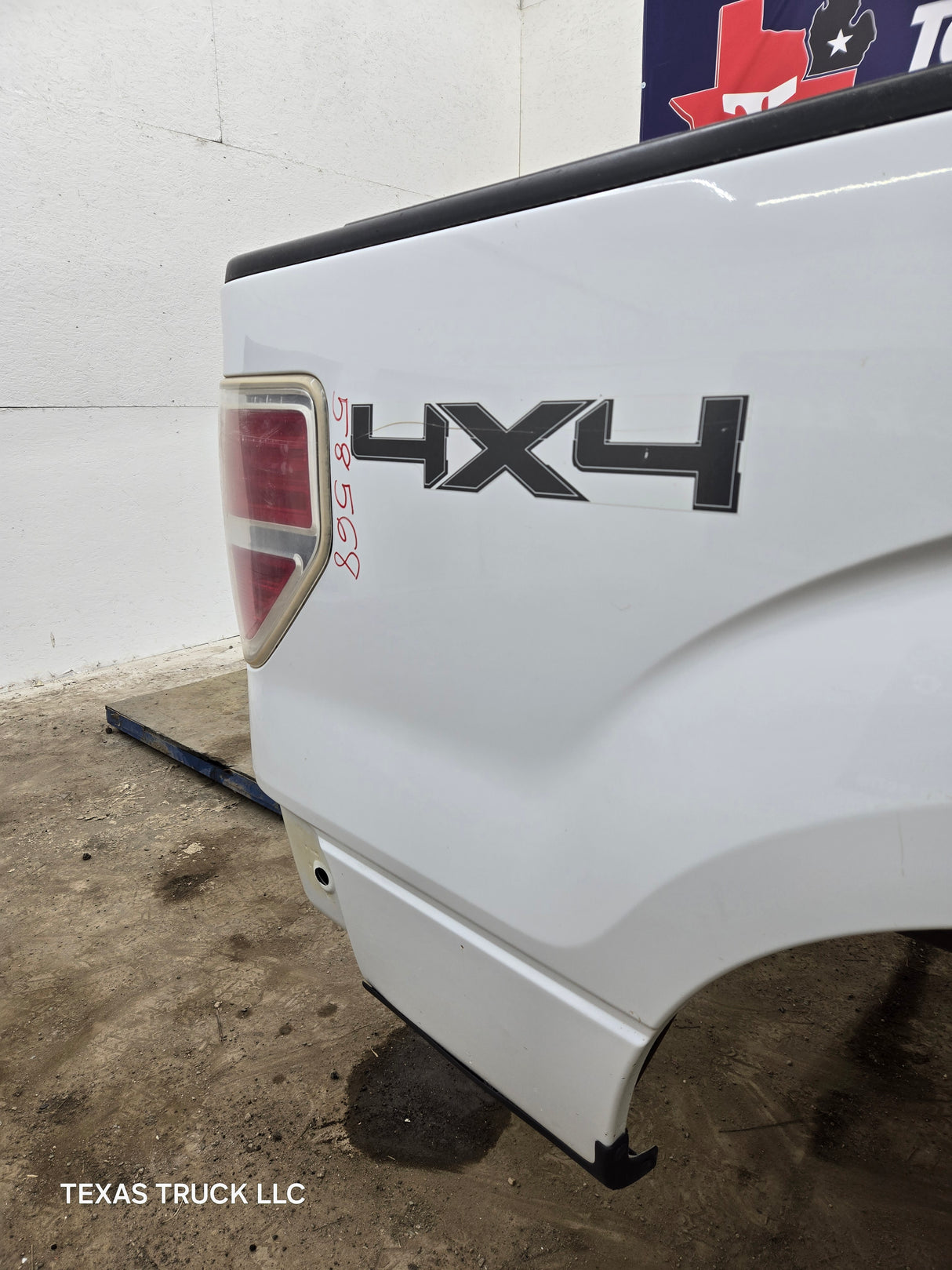 2009-2014 Ford F150 5' 6" Short Truck Bed