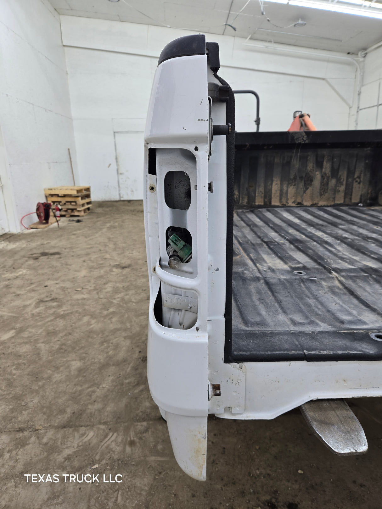 2004-2008 Ford F150 6' 6" Short Truck Bed