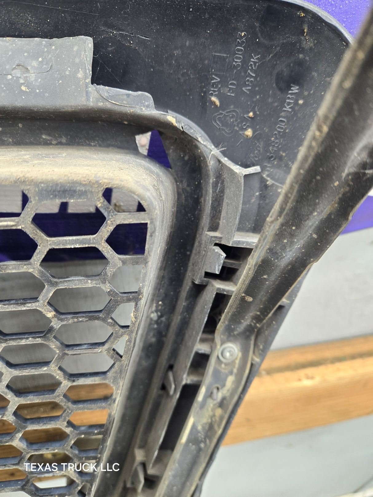2004-2008 Ford F150 Grill XL - Black *DAMAGE