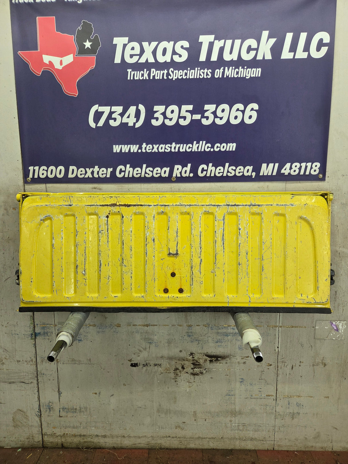 2007-2013 Chevrolet Silverado / GMC Sierra 1500 2500 3500 HD Tailgate