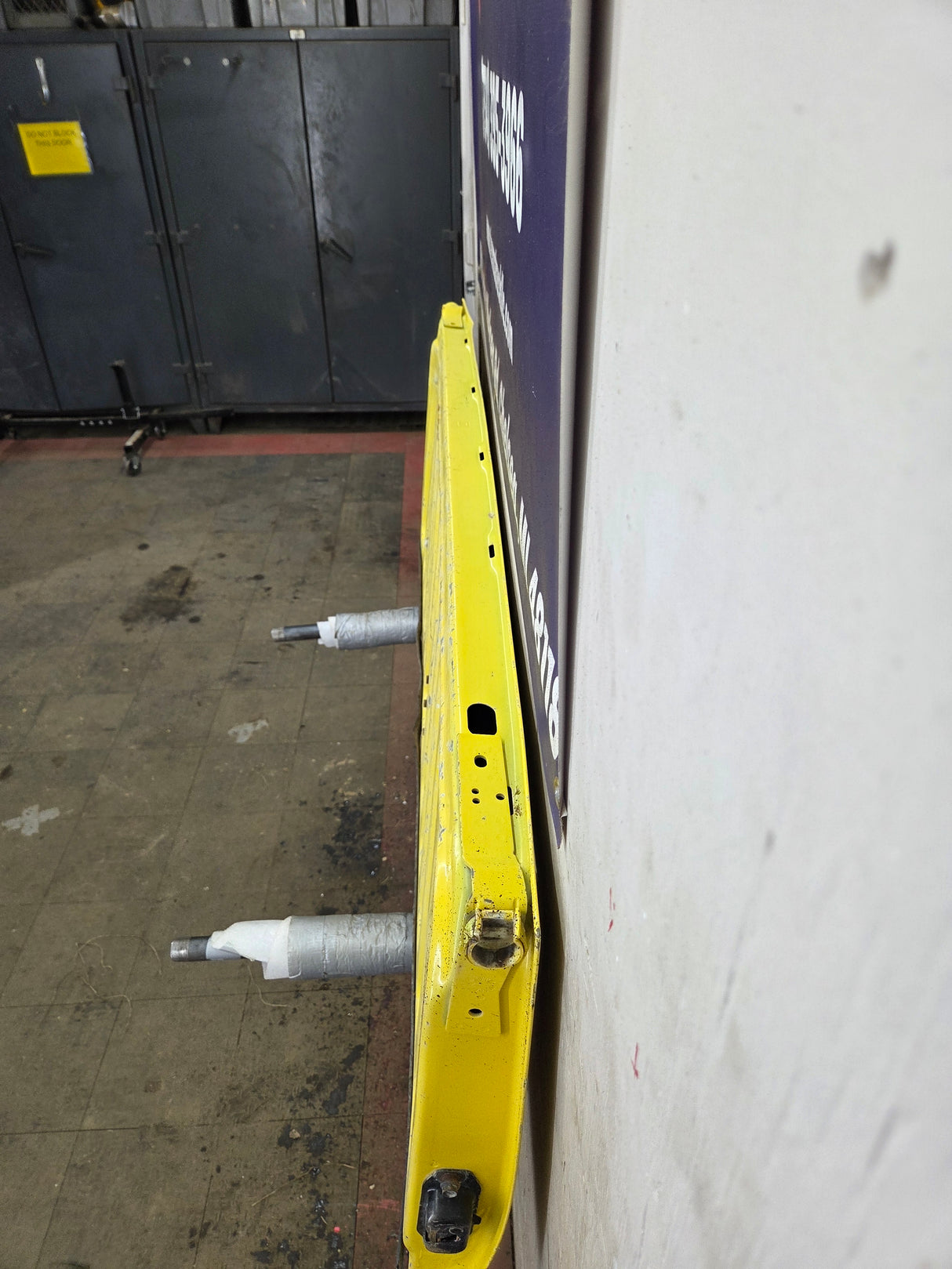 2007-2013 Chevrolet Silverado / GMC Sierra 1500 2500 3500 HD Tailgate