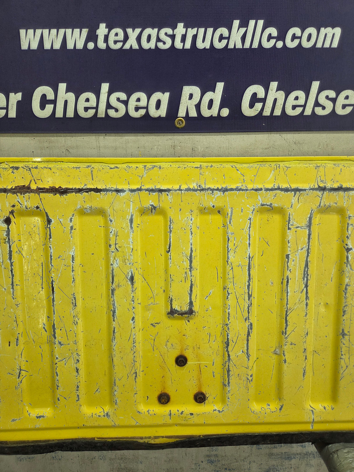 2007-2013 Chevrolet Silverado / GMC Sierra 1500 2500 3500 HD Tailgate