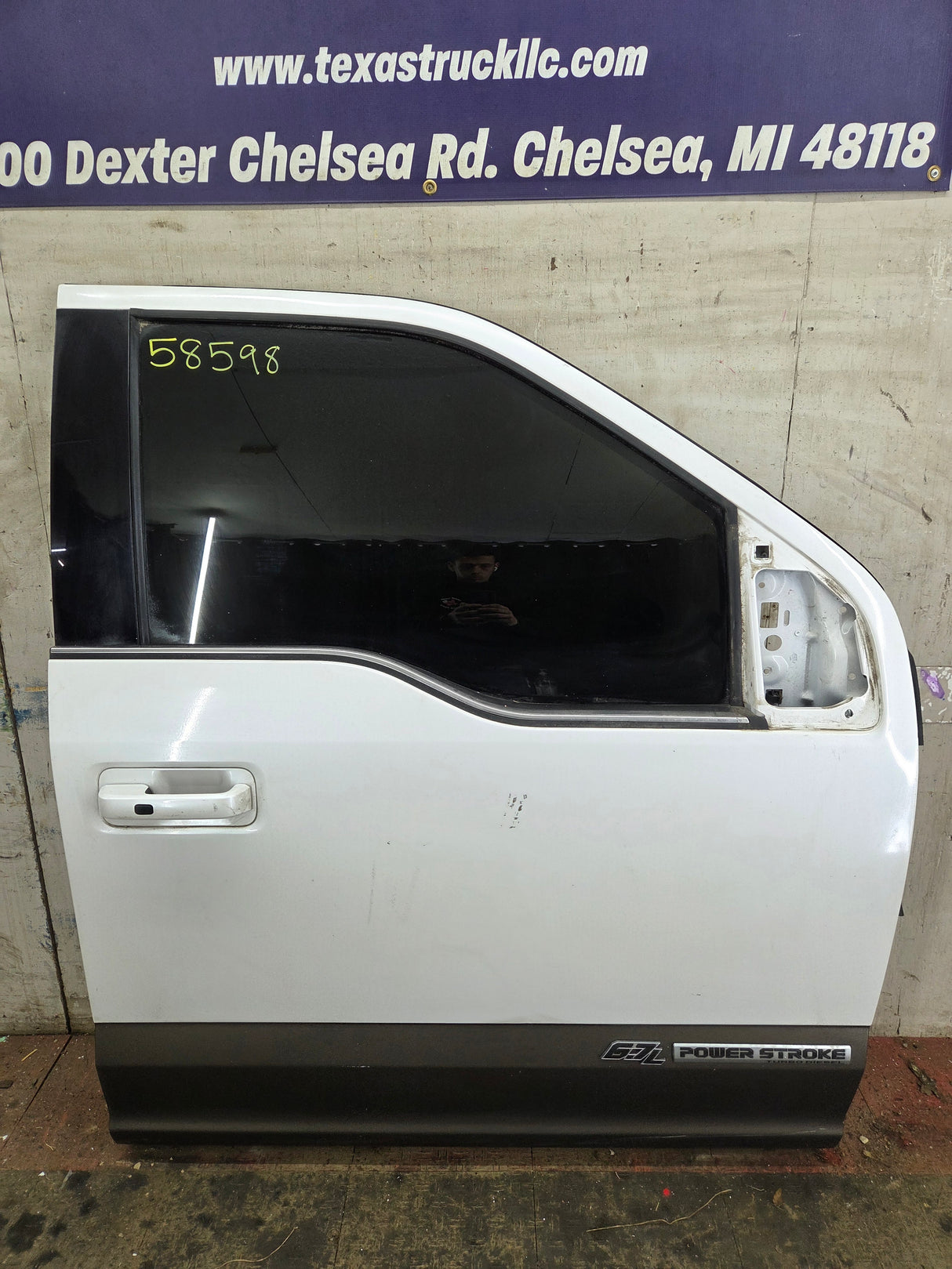 2015-2022 Ford F150 / Super Duty Passenger Side Front Door RH F250 F350 F450 F550