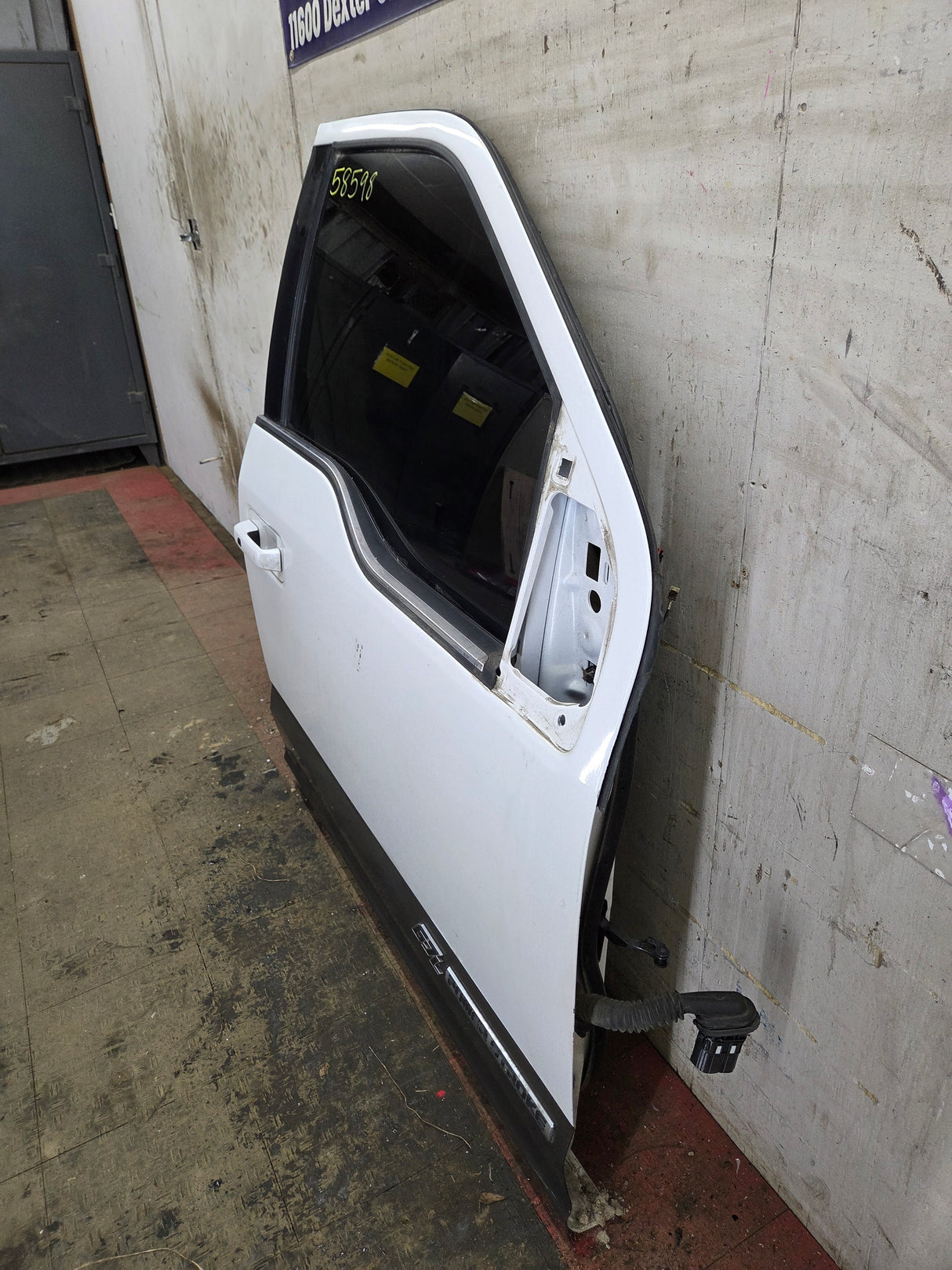 2015-2022 Ford F150 / Super Duty Passenger Side Front Door RH F250 F350 F450 F550