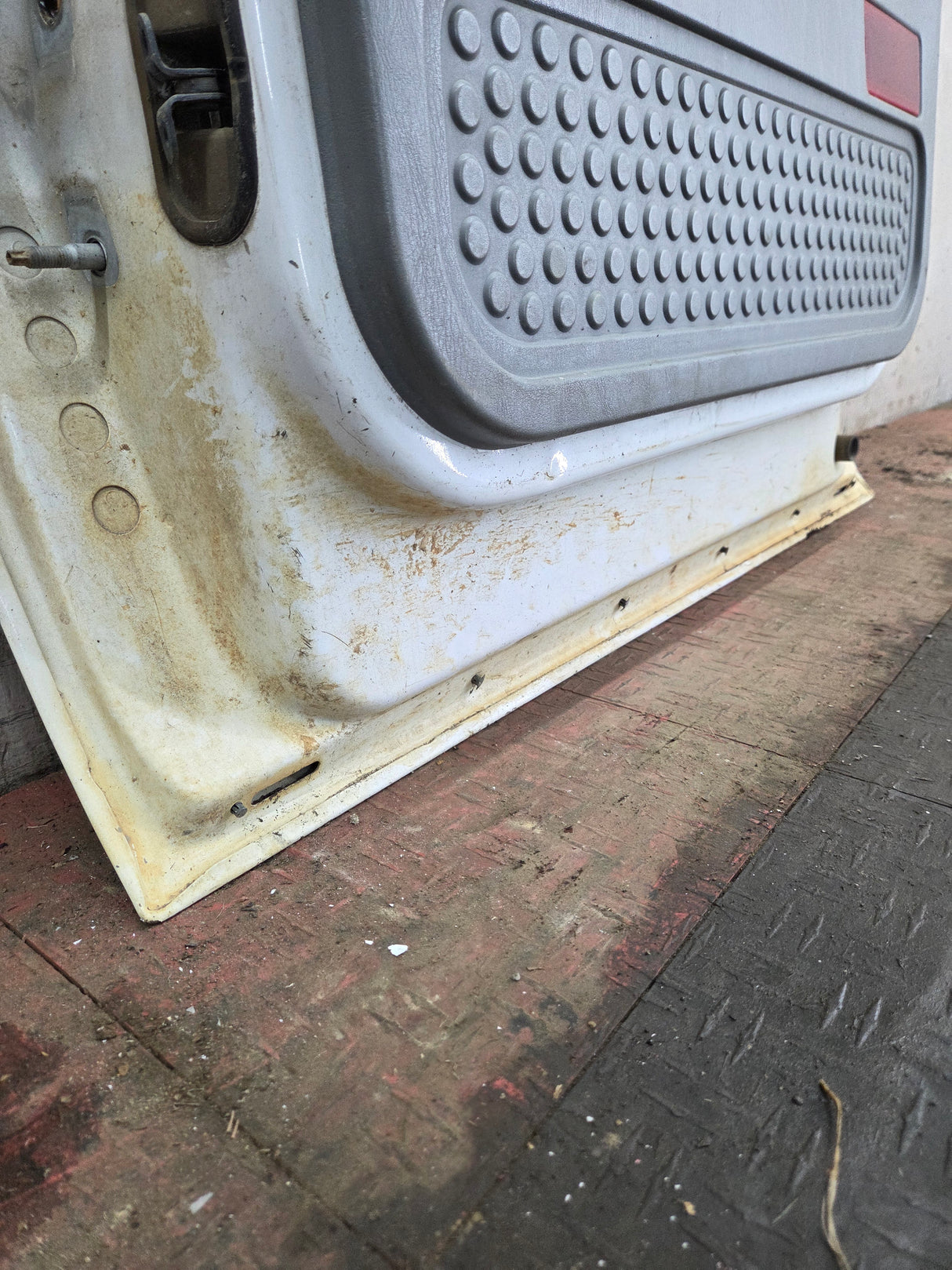 1999-2011 Ford Super Duty RH Passenger Side Rear Crew Cab Door F250 F350 F450 F550