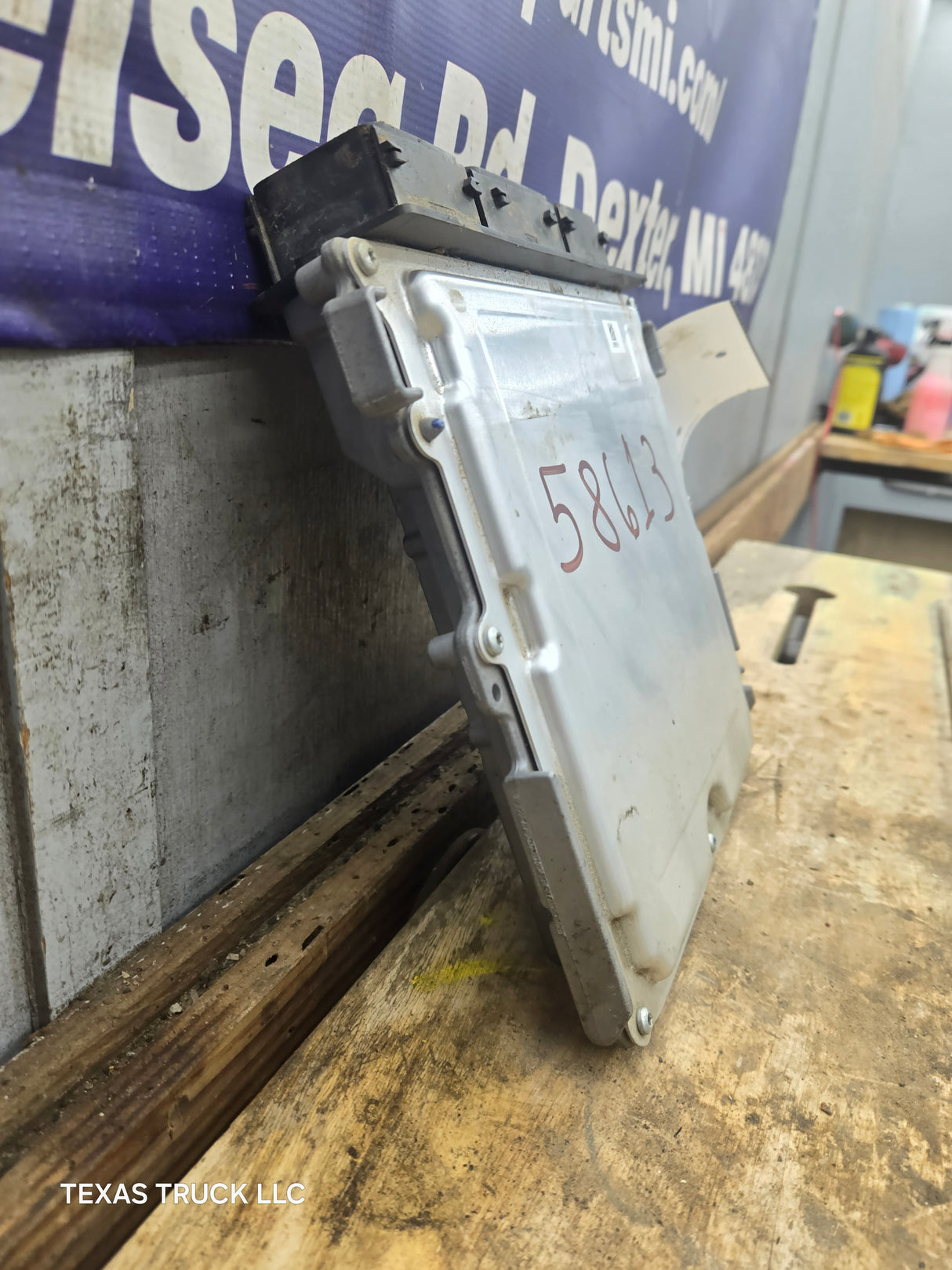 2018-2020 Ford F150 5.0L JL3A-12A650-AKA