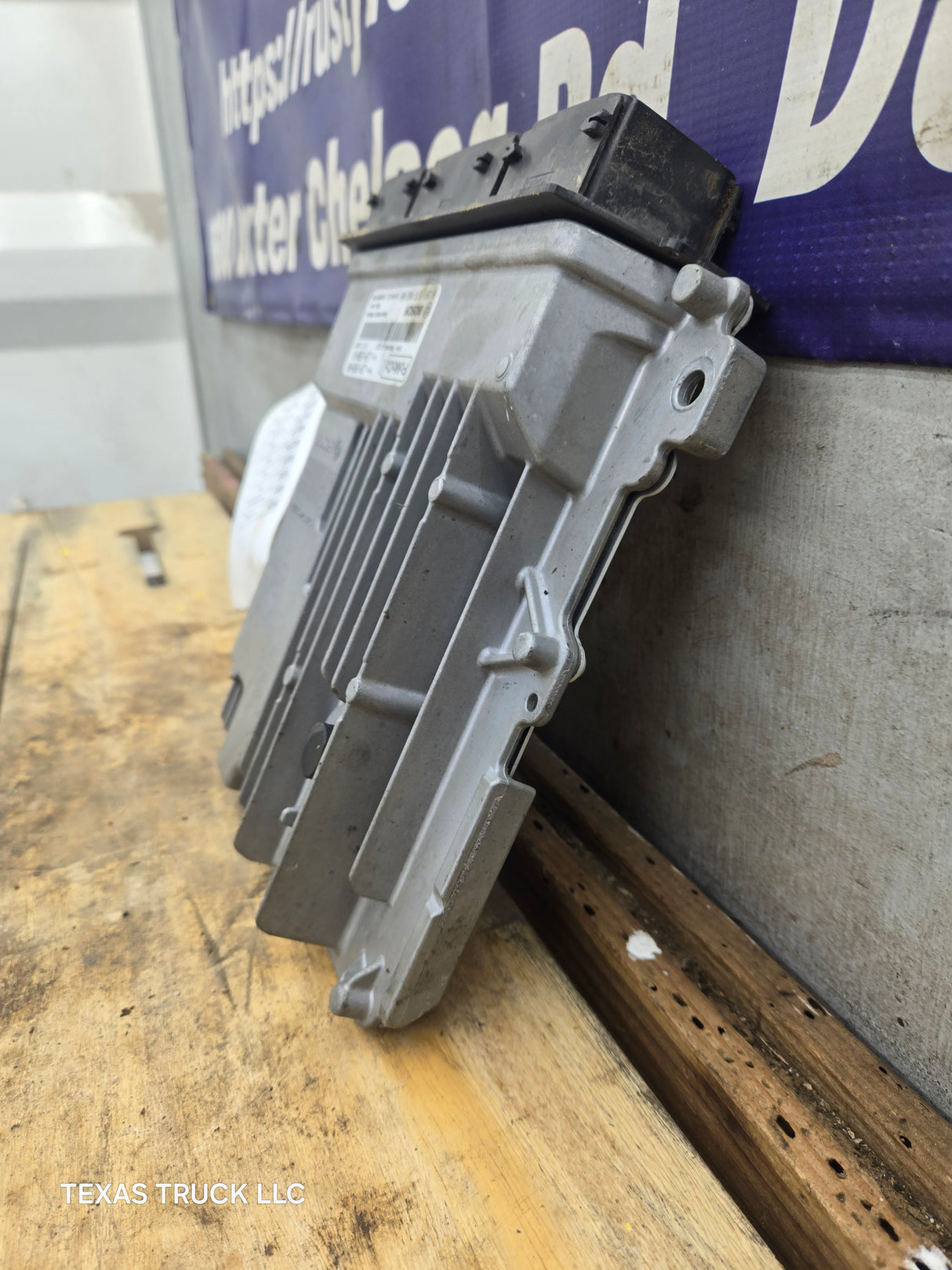 2018-2020 Ford F150 5.0L JL3A-12A650-AKA