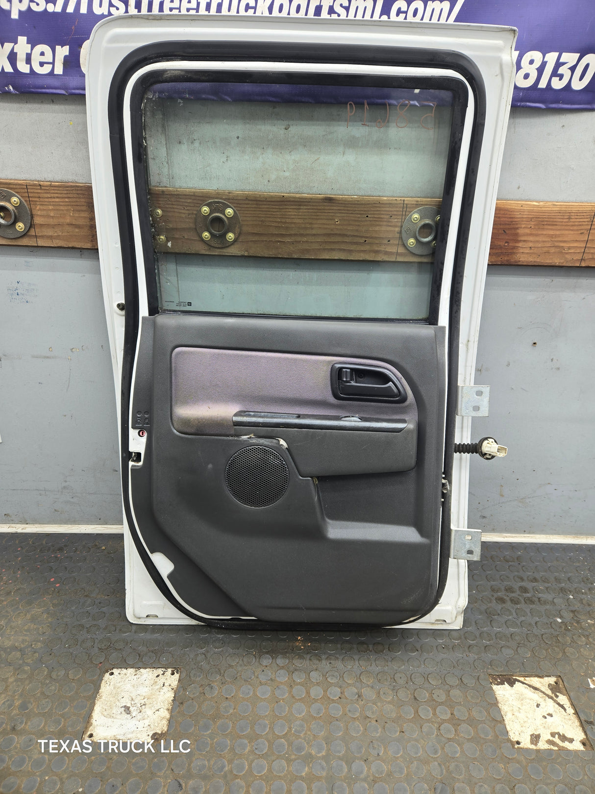 2004-2012 Chevrolet Colorado / GMC Canyon Driver Side Rear Crew Cab Door LH