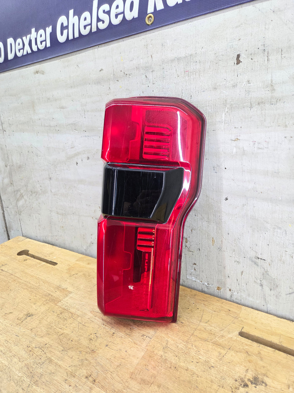 2023-2026 Ford Super Duty F250 F350 RH Incandescent Passenger Side Tail Light With Bliss PC3B-13B504-BJ