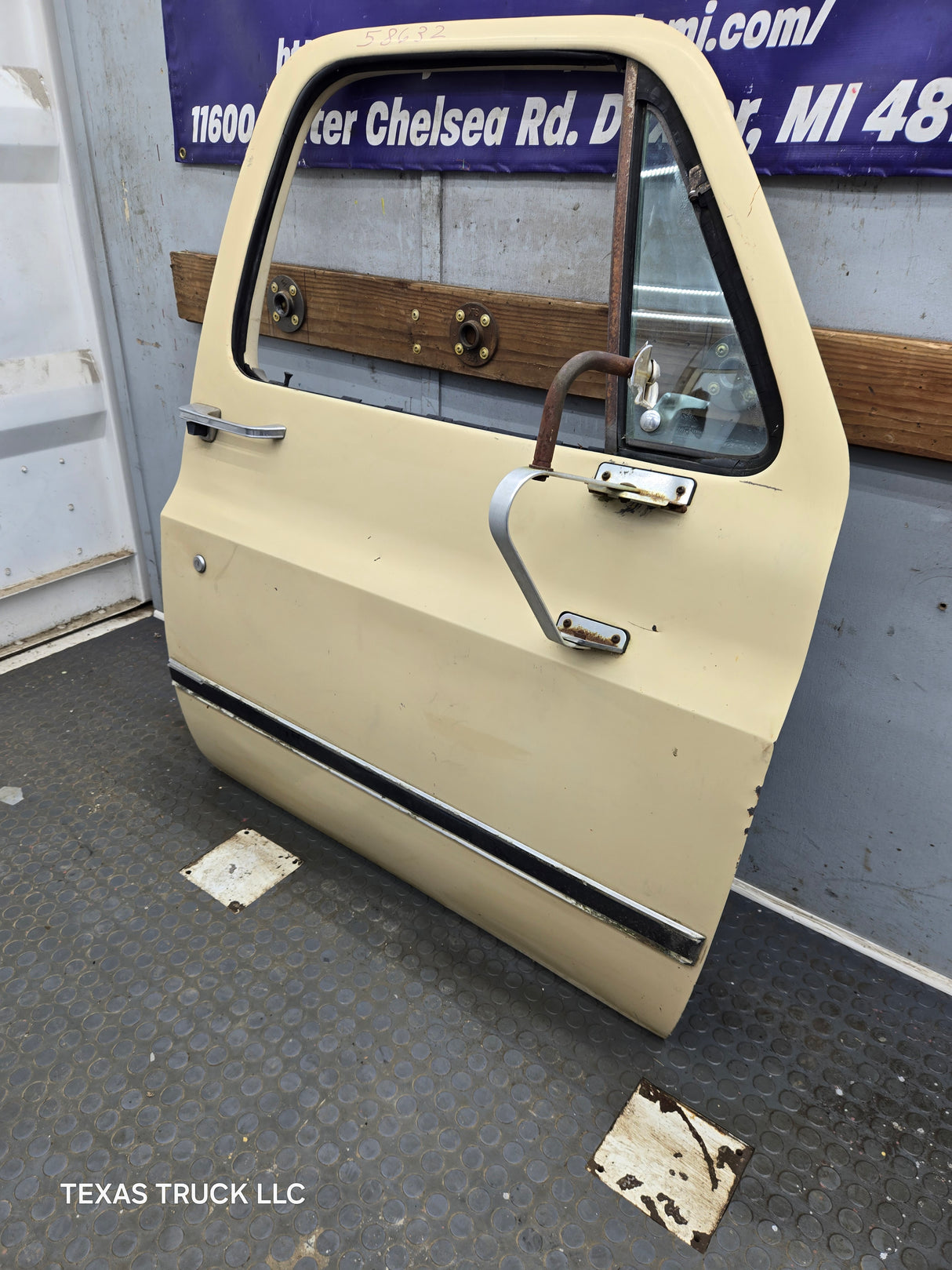 1973-1987 Chevrolet / GMC Square Body Front Passenger Side RH Door K / C Series