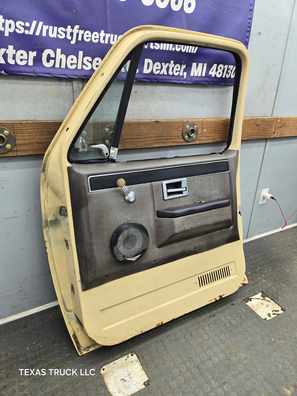 1973-1987 Chevrolet / GMC Square Body Front Passenger Side RH Door K / C Series