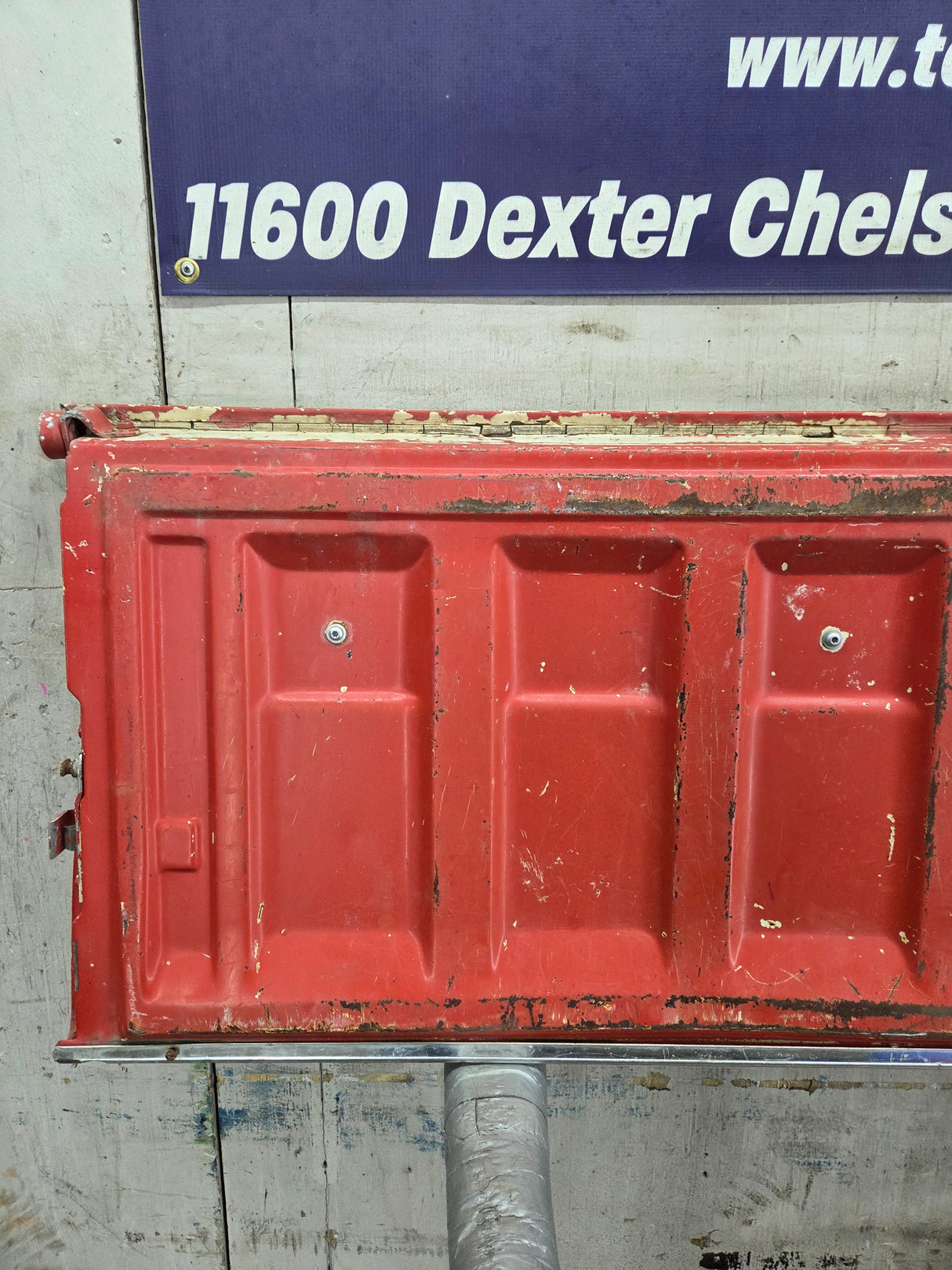 1973-1987 Chevrolet / GMC Square Body Tailgate C10 C15 C20 C25 C35 K10 K15 K20 K25 K35