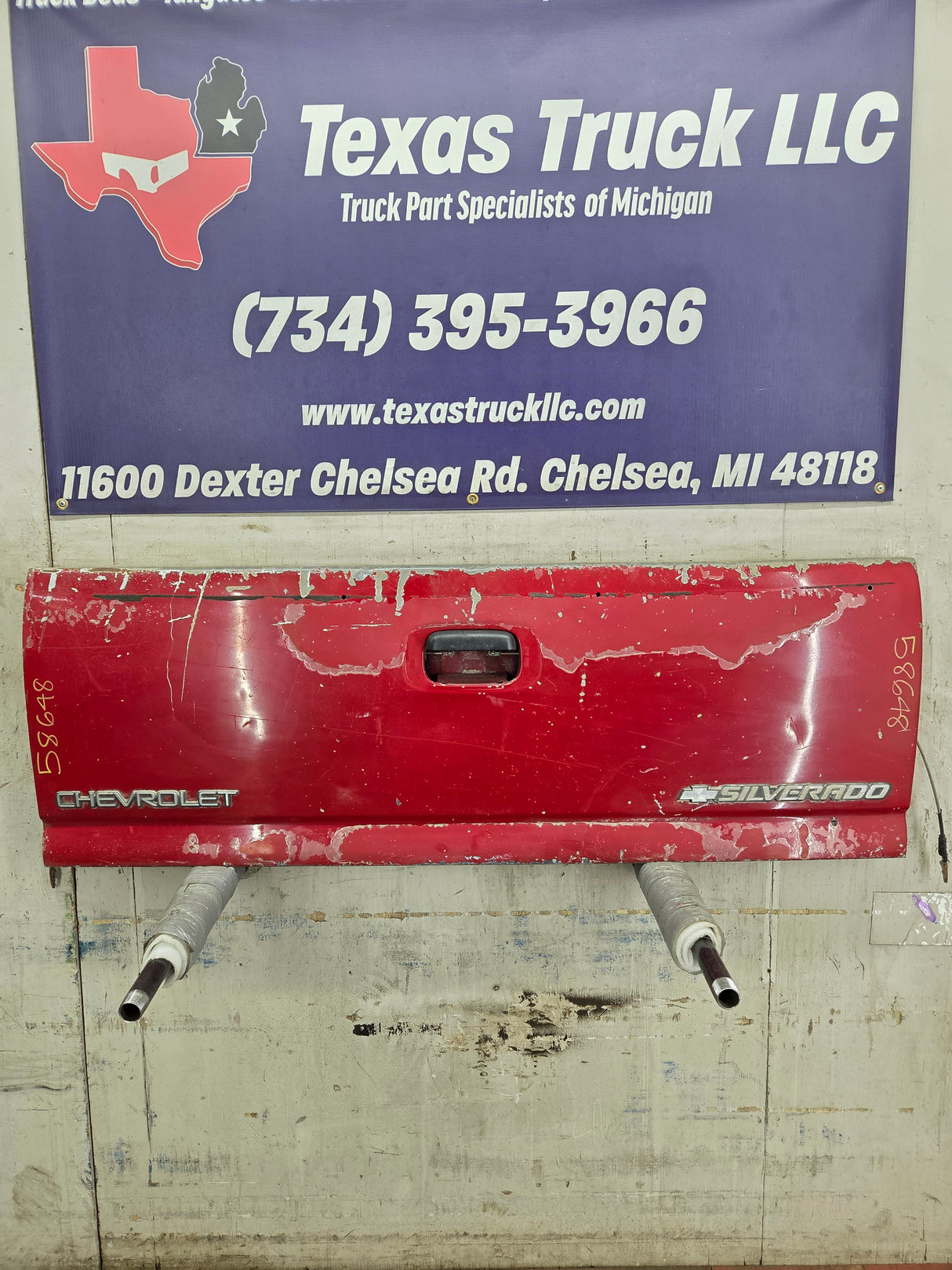 1999-2007 Chevrolet Silverado / GMC Sierra 1500 2500 3500 HD Tailgate