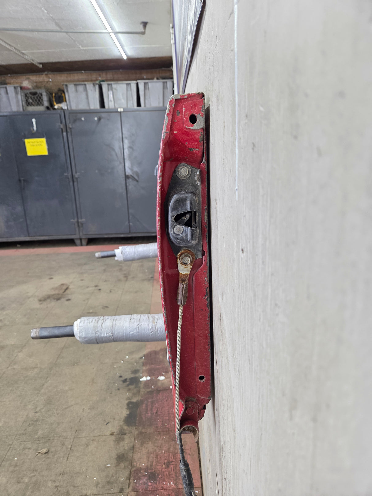 1999-2007 Chevrolet Silverado / GMC Sierra 1500 2500 3500 HD Tailgate