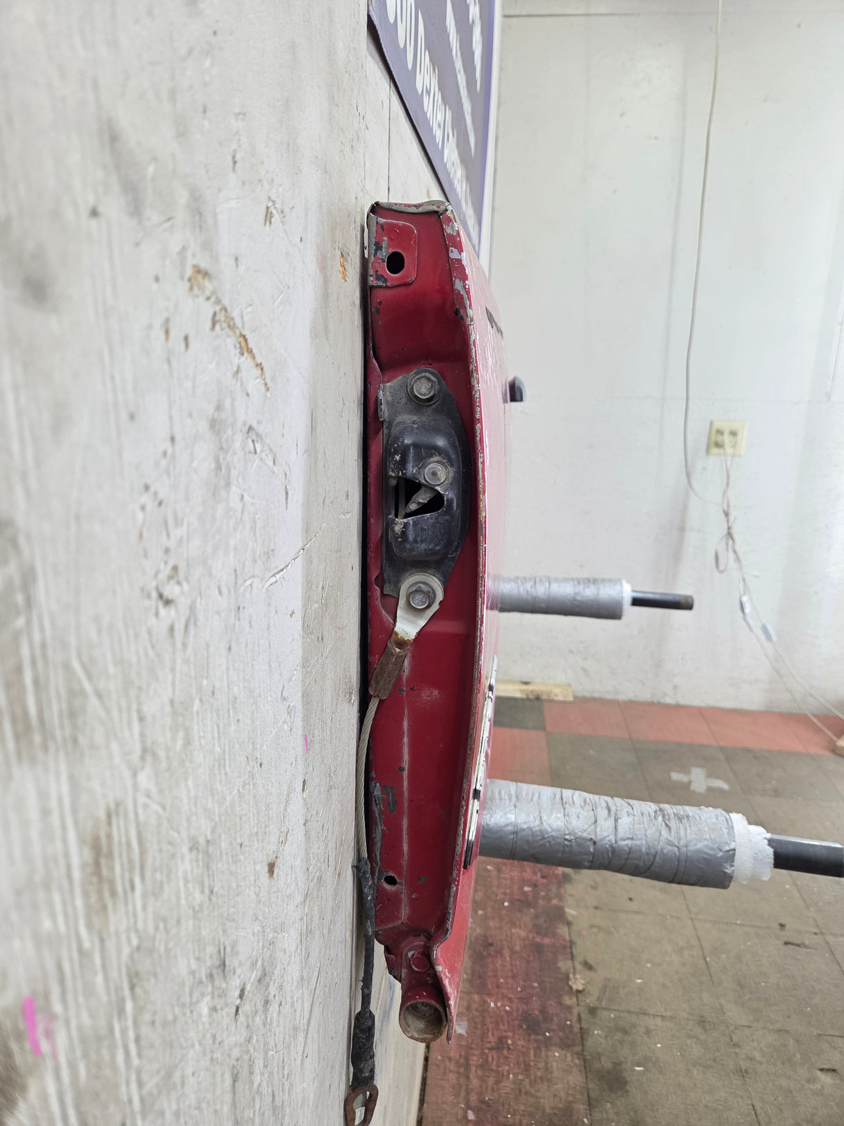 1999-2007 Chevrolet Silverado / GMC Sierra 1500 2500 3500 HD Tailgate