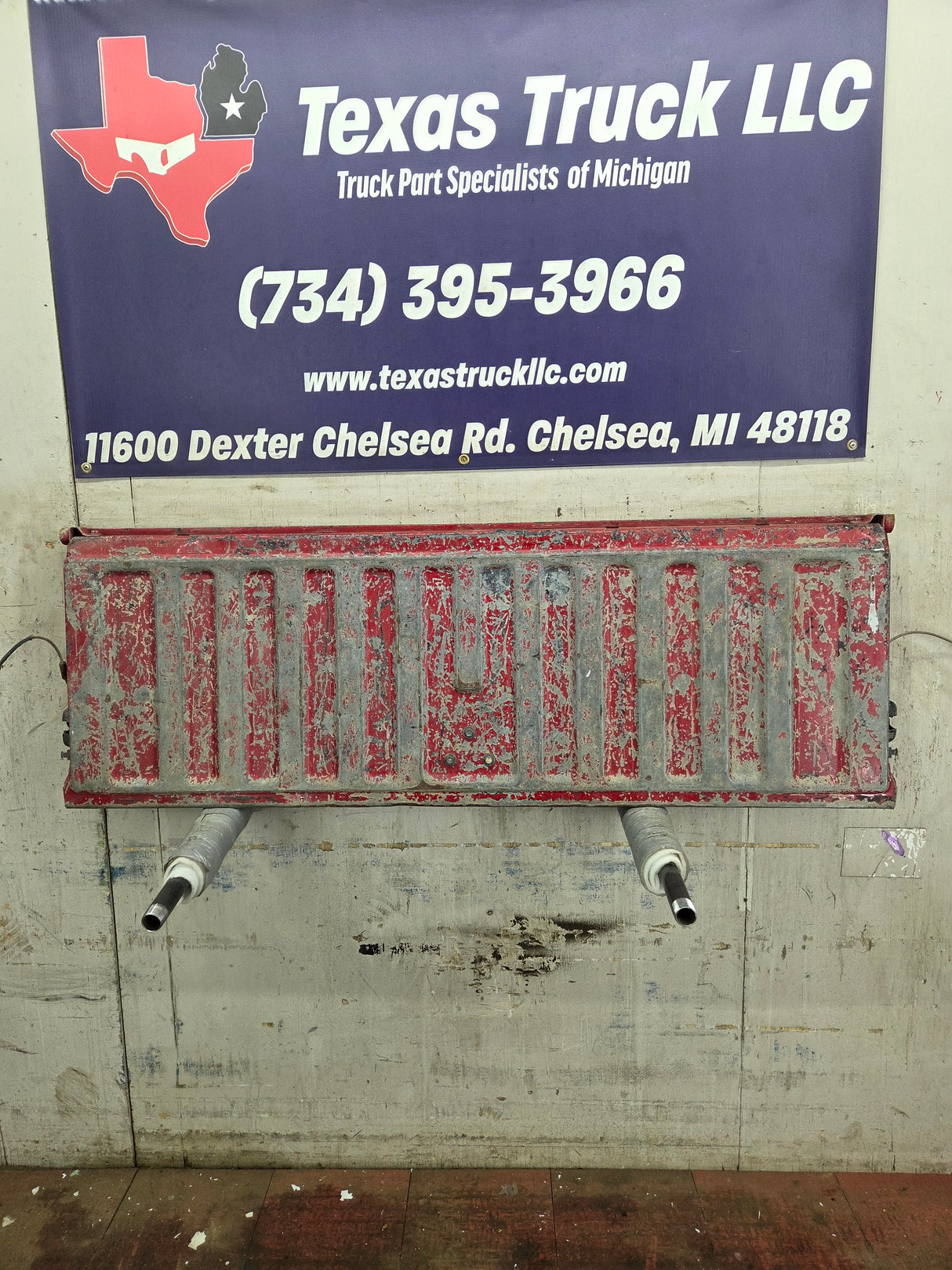 1999-2007 Chevrolet Silverado / GMC Sierra 1500 2500 3500 HD Tailgate