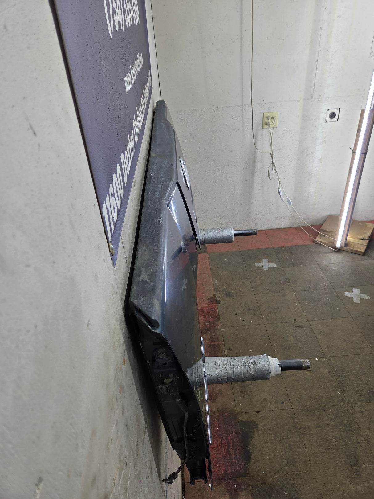 2004-2012 Nissan Titan Tailgate