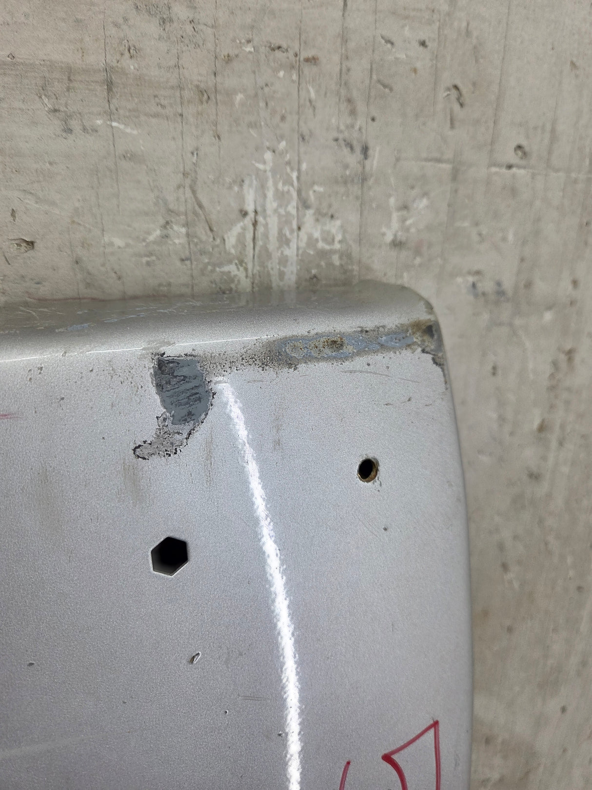 1999-2007 Chevrolet Silverado / GMC Sierra 1500 2500 3500 HD Tailgate