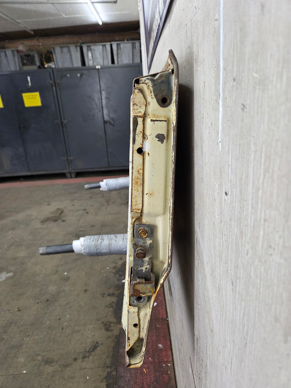 1973-1987 Chevrolet / GMC Square Body Tailgate C10 C15 C20 C25 C35 K10 K15 K20 K25 K35