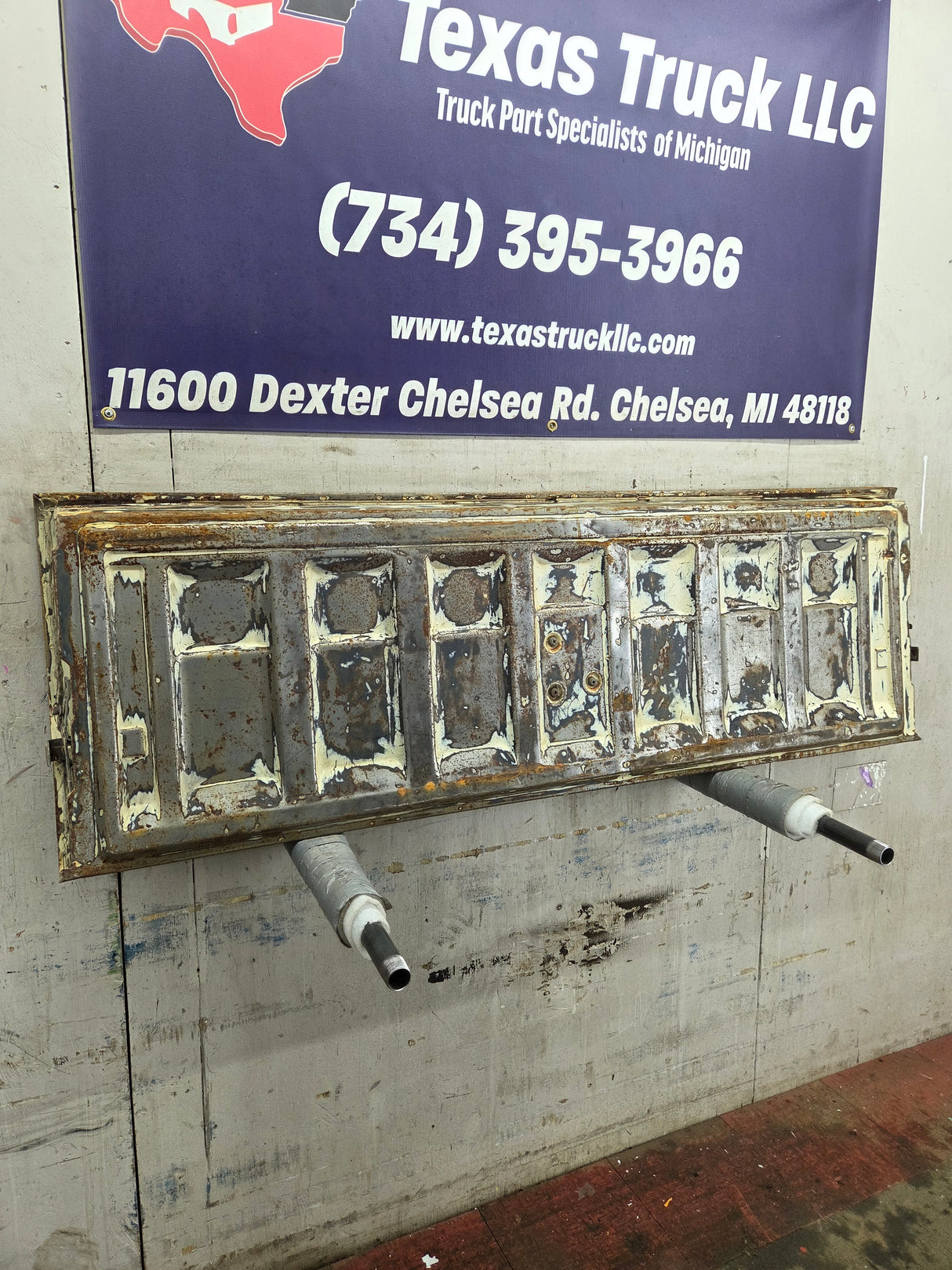 1973-1987 Chevrolet / GMC Square Body Tailgate C10 C15 C20 C25 C35 K10 K15 K20 K25 K35