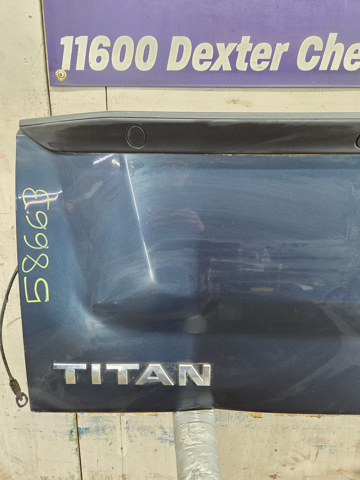 2013-2015 Nissan Titan Tailgate