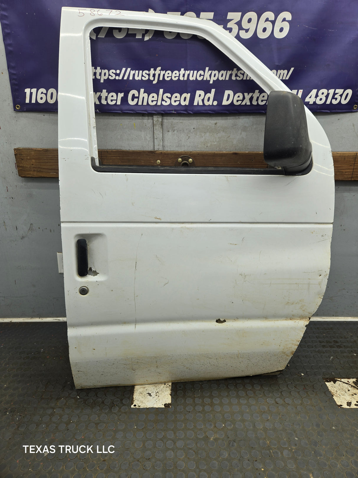 1991-2021 Ford E Series Passenger Side Front Door RH E150 E250 E350