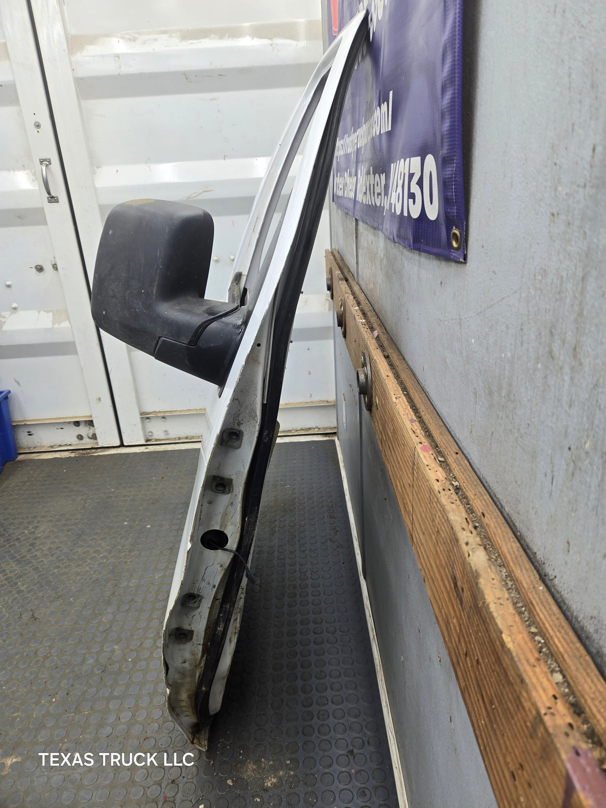 1991-2021 Ford E Series Passenger Side Front Door RH E150 E250 E350