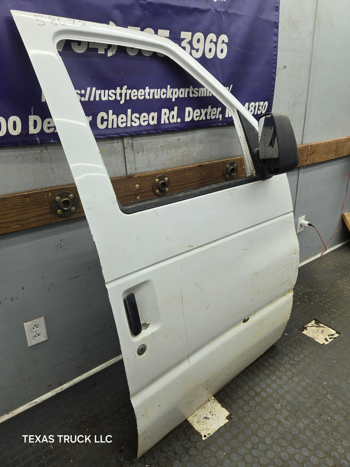 1991-2021 Ford E Series Passenger Side Front Door RH E150 E250 E350