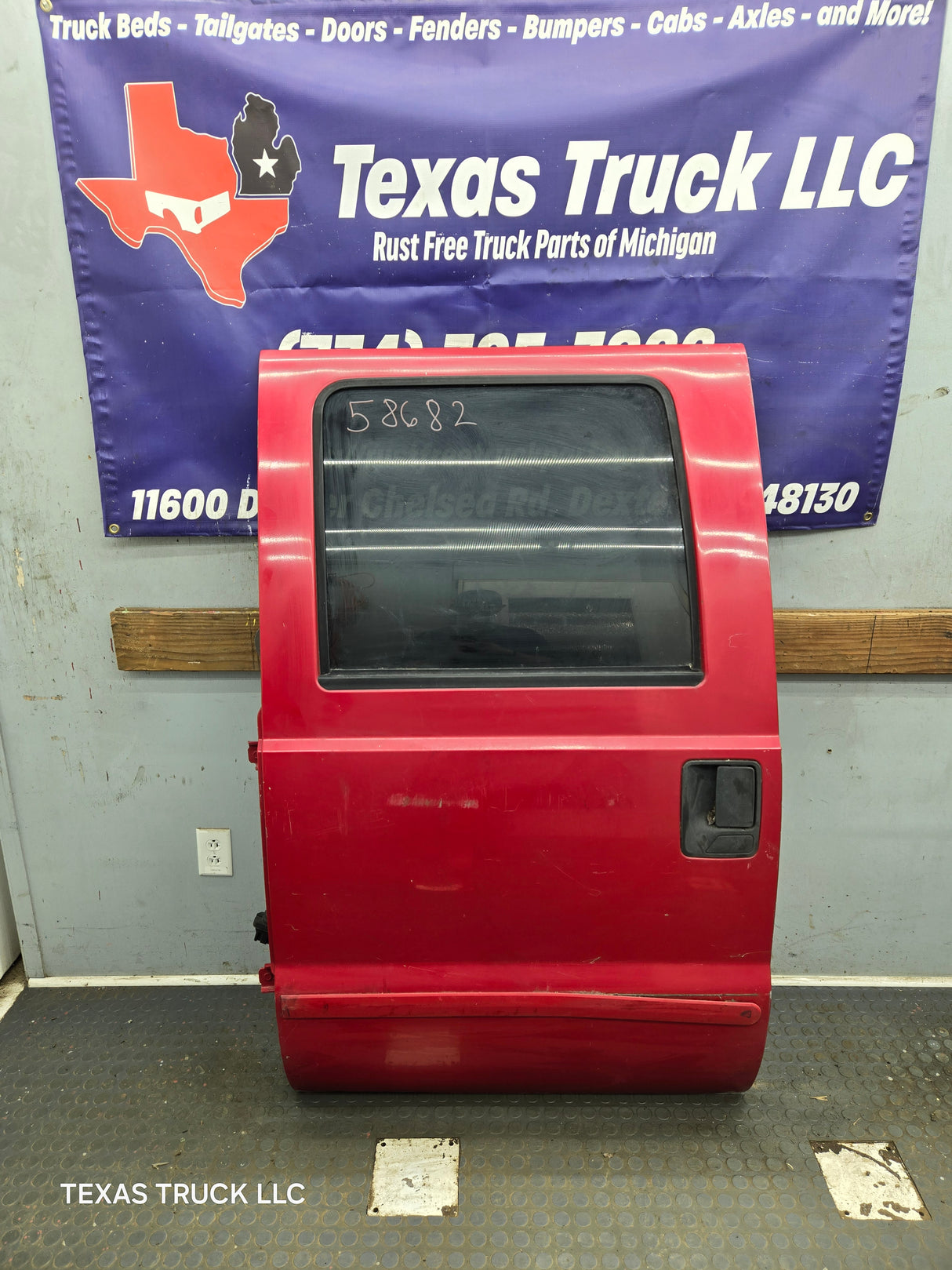 2008-2011 Ford Super Duty Driver Rear Door LH Crew Cab F250 F350 F450 F550