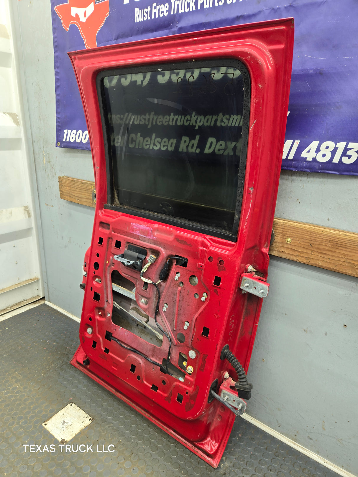 2008-2011 Ford Super Duty Driver Rear Door LH Crew Cab F250 F350 F450 F550