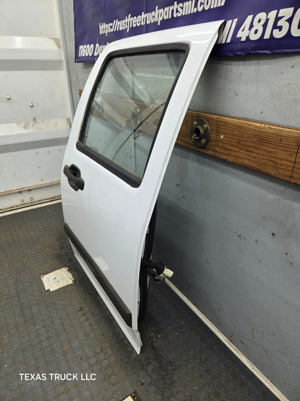 2004-2012 Chevrolet Colorado / GMC Canyon Passenger Side Rear Crew Cab Door RH