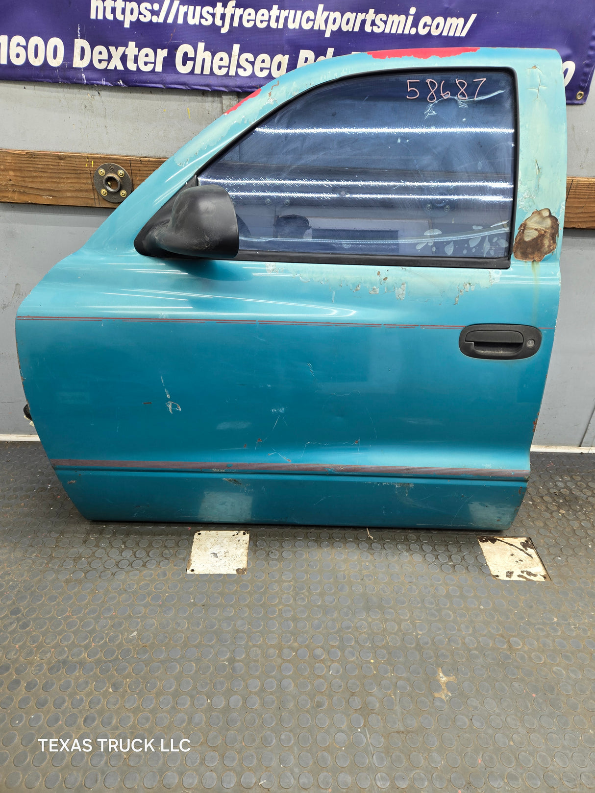 1997-2000 Dodge Dakota Driver Side LH Front Door