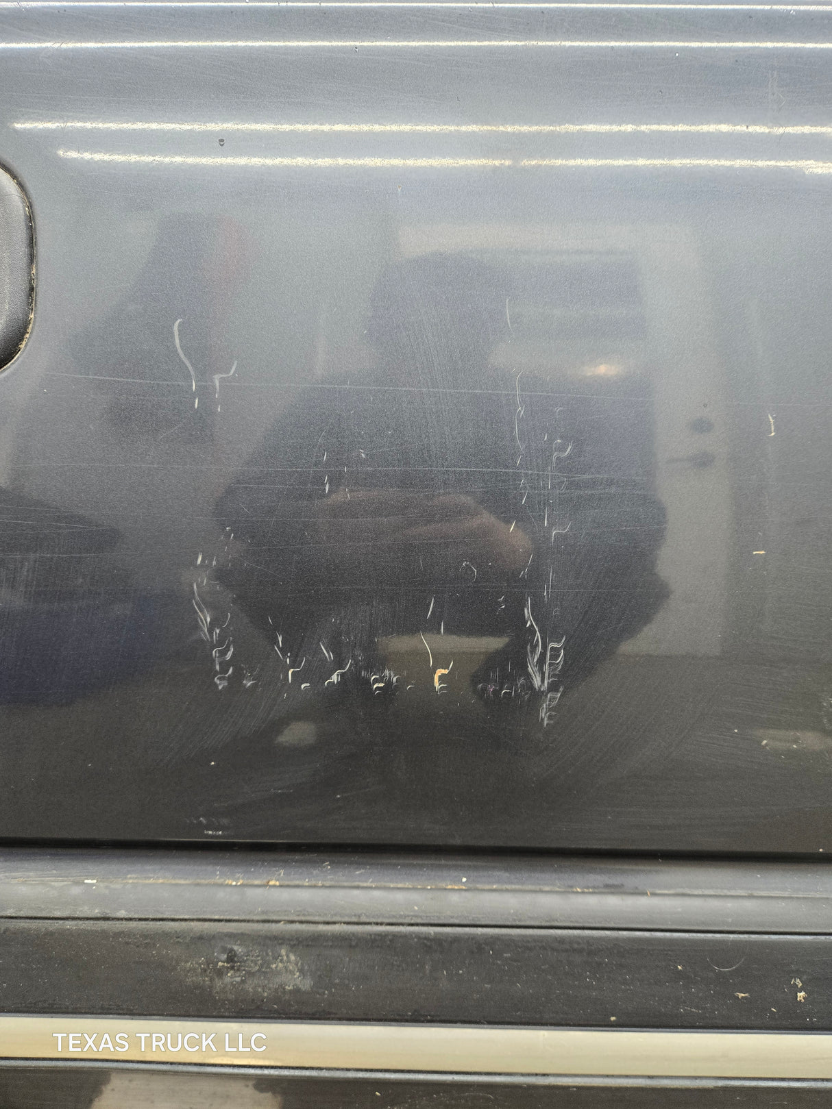 1999-2006 Chevrolet Silverado / GMC Sierra 1500 2500 3500 HD Front Passenger side Door RH