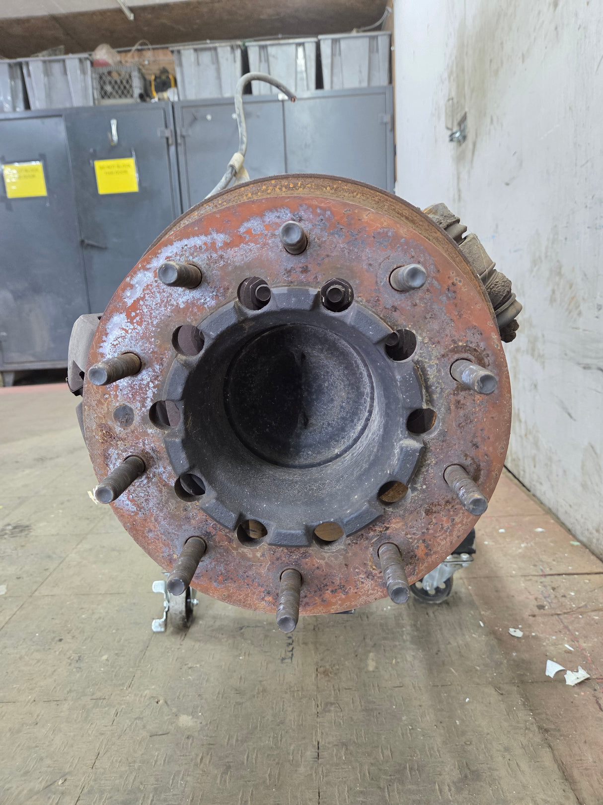 2005-2016 Ford Super Duty F450 F550 FRONT Axle 2wd
