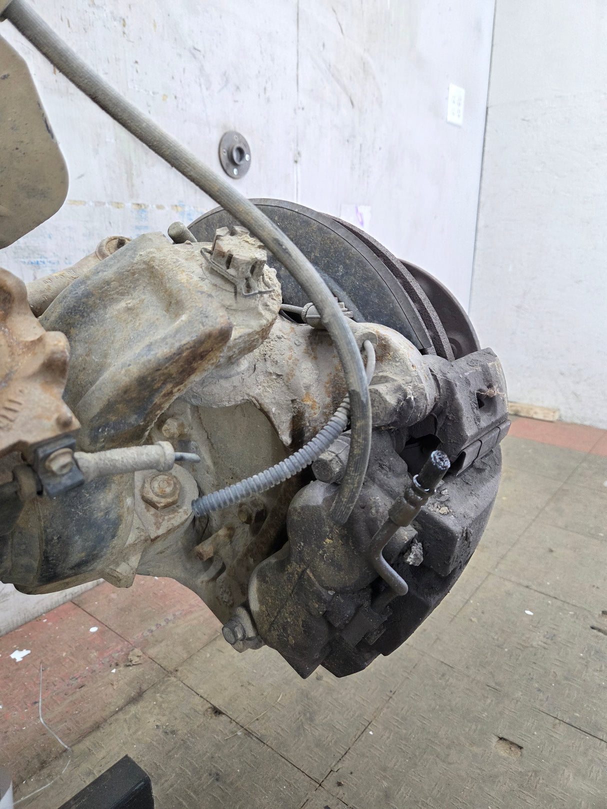 2005-2016 Ford Super Duty F450 F550 FRONT Axle 2wd