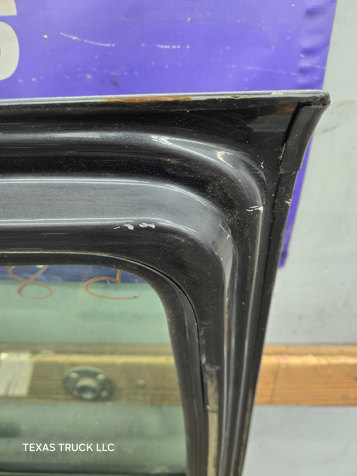 1999-2006 Chevrolet Silverado / GMC Sierra 1500 2500 3500 HD Front Passenger side Door RH