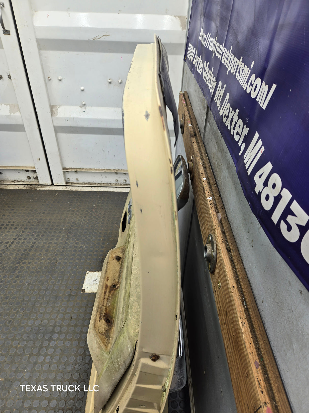 1973-1987 Chevrolet / GMC Square Body Front Passenger Side RH Door K / C Series