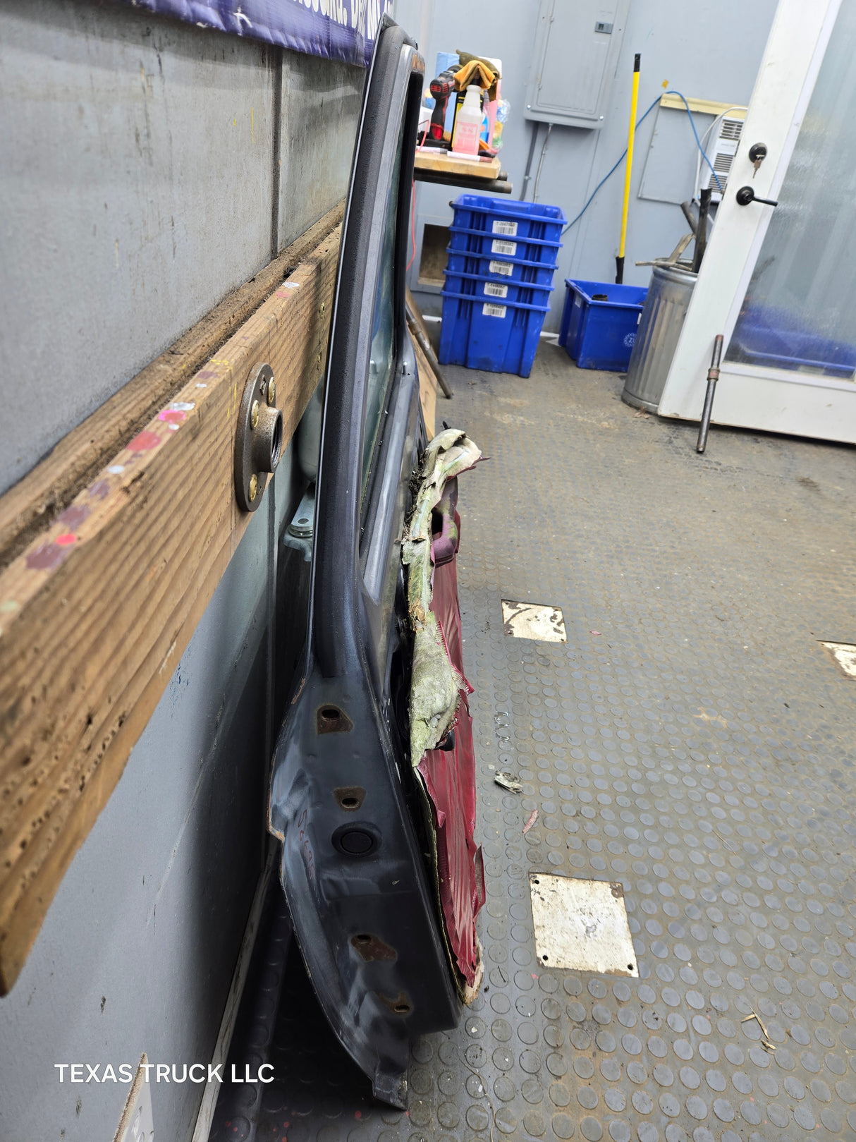 1983-1988 Ford Ranger Passenger Side Front Right Hand Door