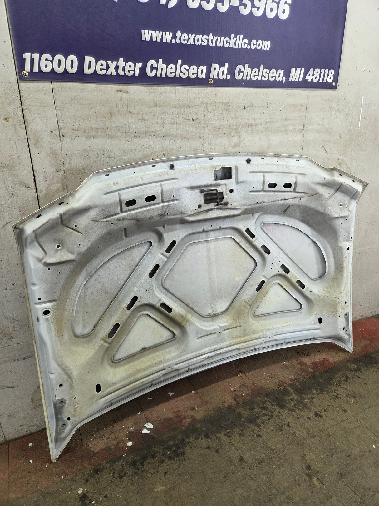 1999-2007 Ford Super Duty Hood F250 F350 F450 F550