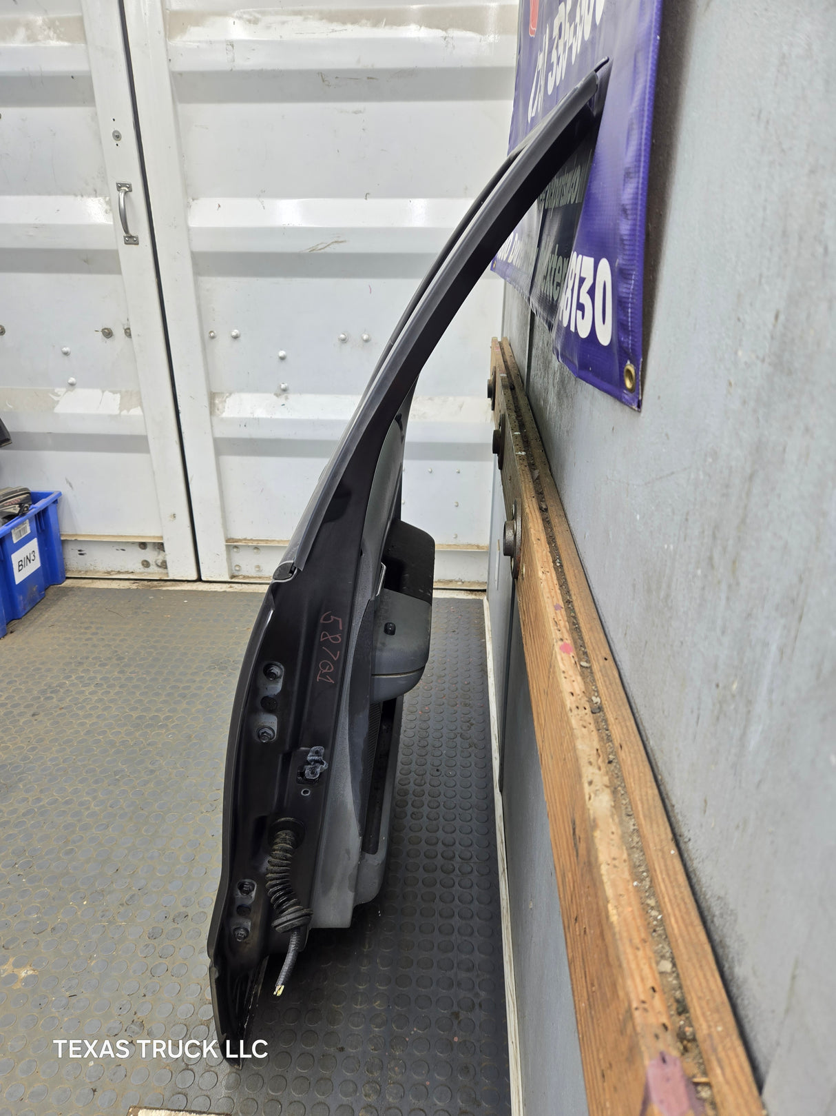 2004-2008 Ford F150 Passenger Side Rear Crew Cab Door RH