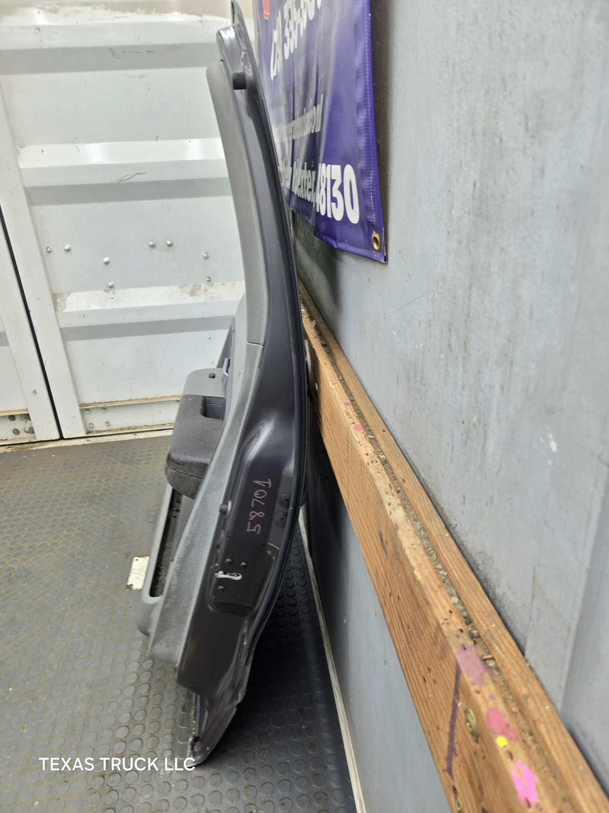 2004-2008 Ford F150 Passenger Side Rear Crew Cab Door RH