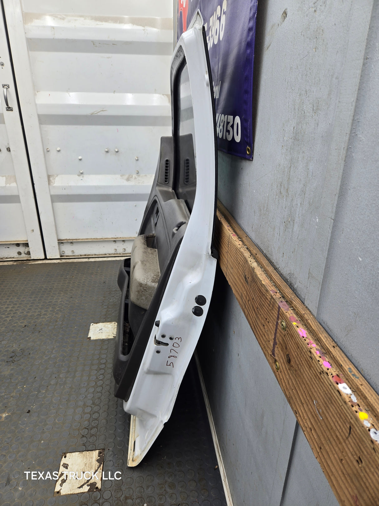 2009-2014 Ford F150 RH Passenger Side Front Door