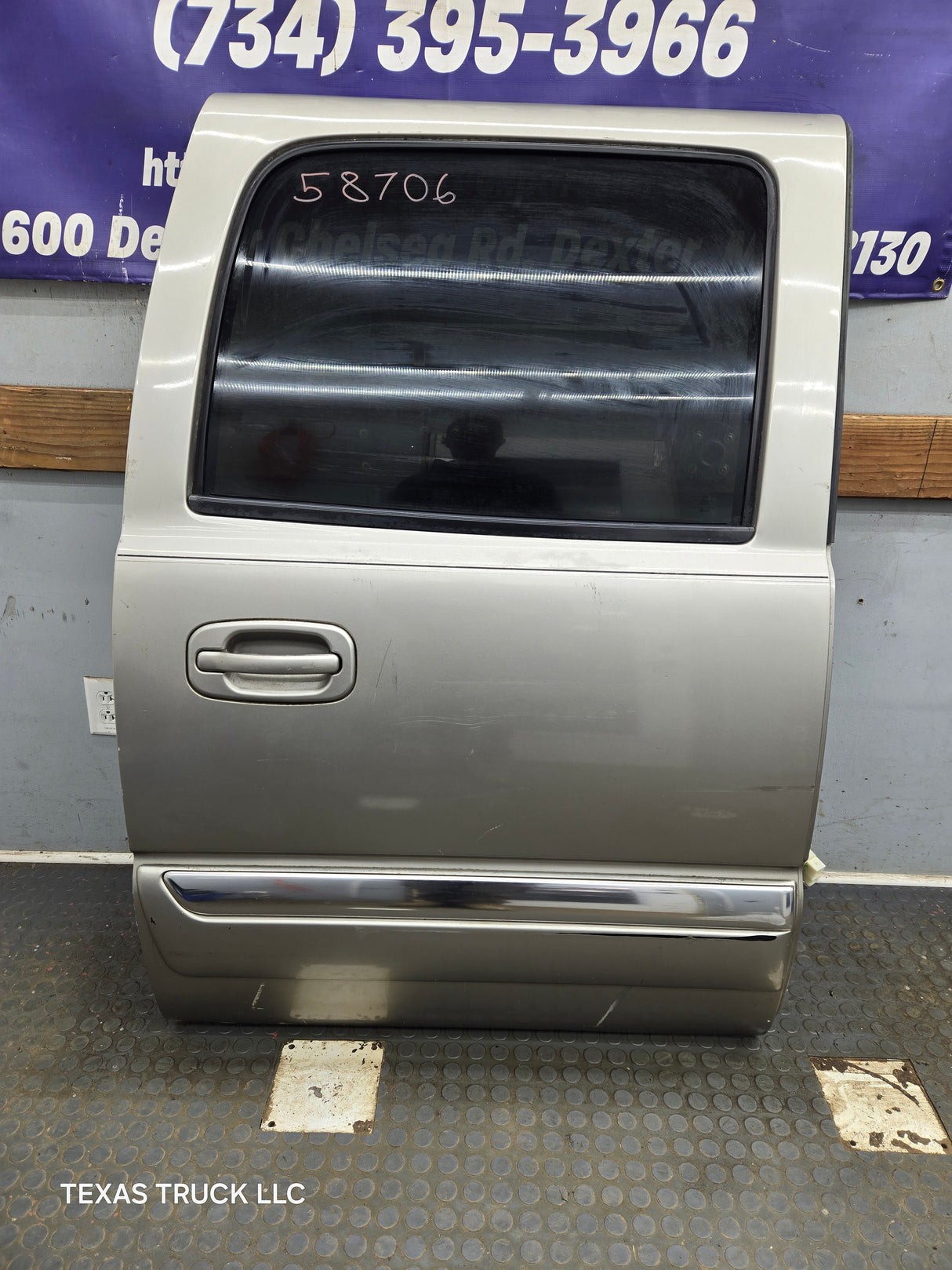 1999-2006 Chevrolet Silverado / GMC Sierra 1500 2500 3500 HD Rear Passenger side Crew Cab rear door
