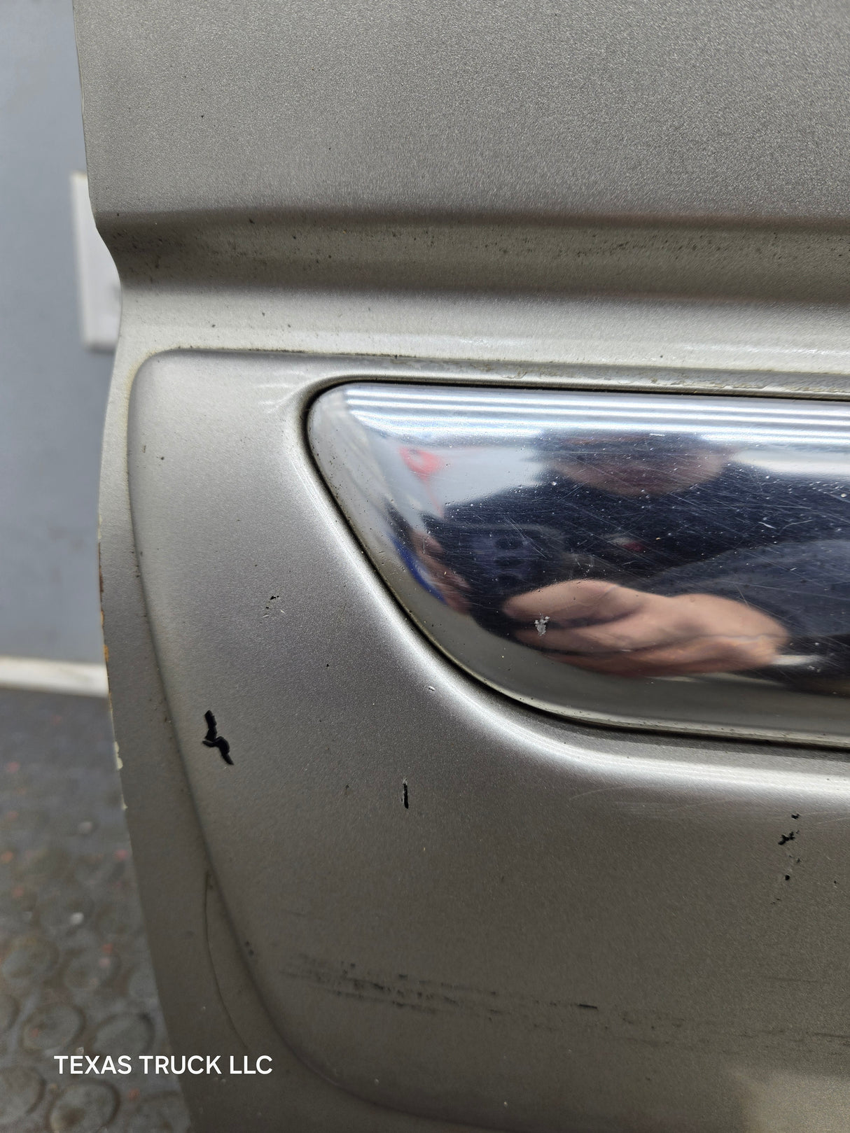 1999-2006 Chevrolet Silverado / GMC Sierra 1500 2500 3500 HD Rear Passenger side Crew Cab rear door