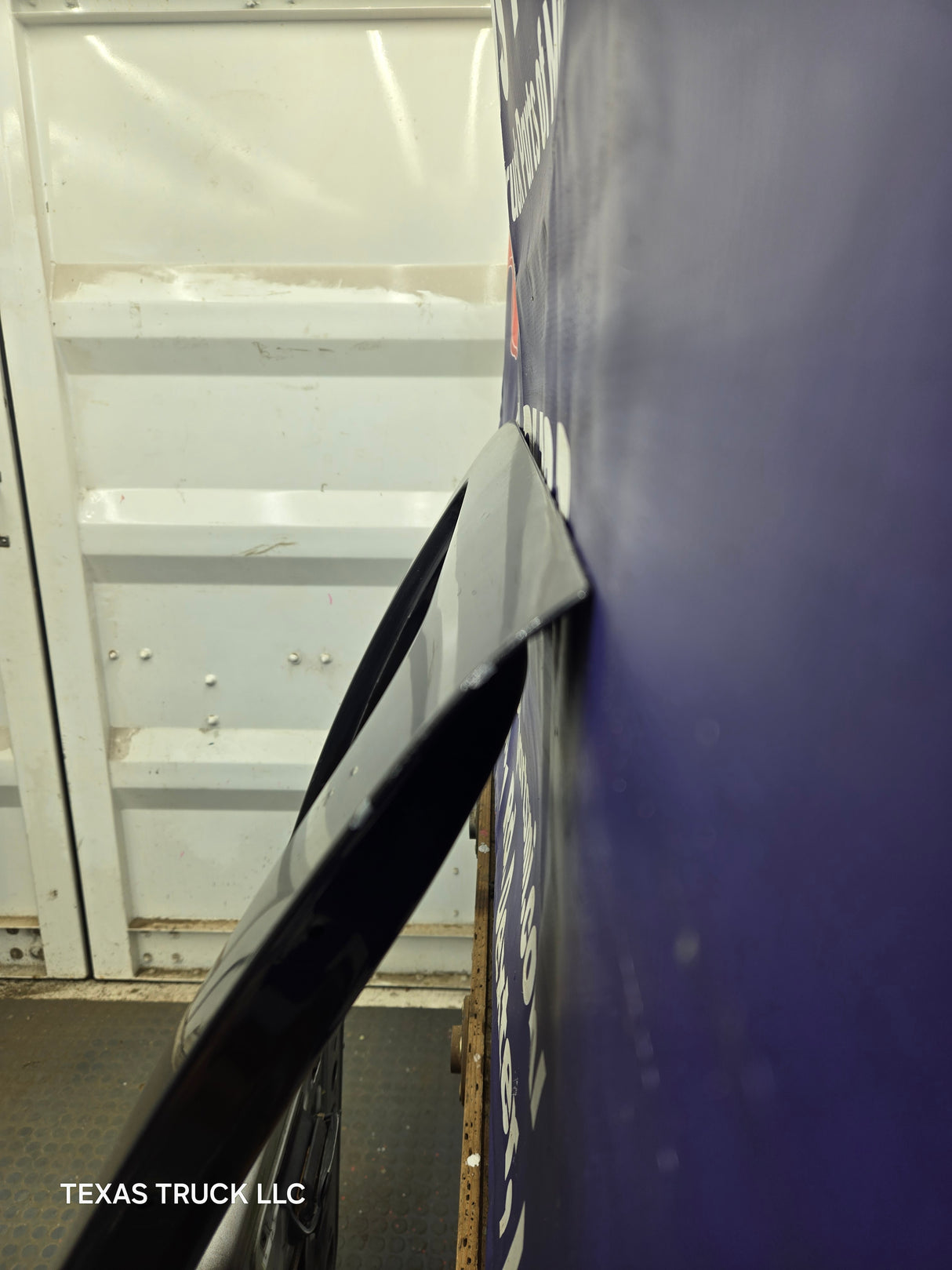 1999-2011 Ford Super Duty F250 F350 F450 F550 RH Crew Cab Passenger Side Rear Door