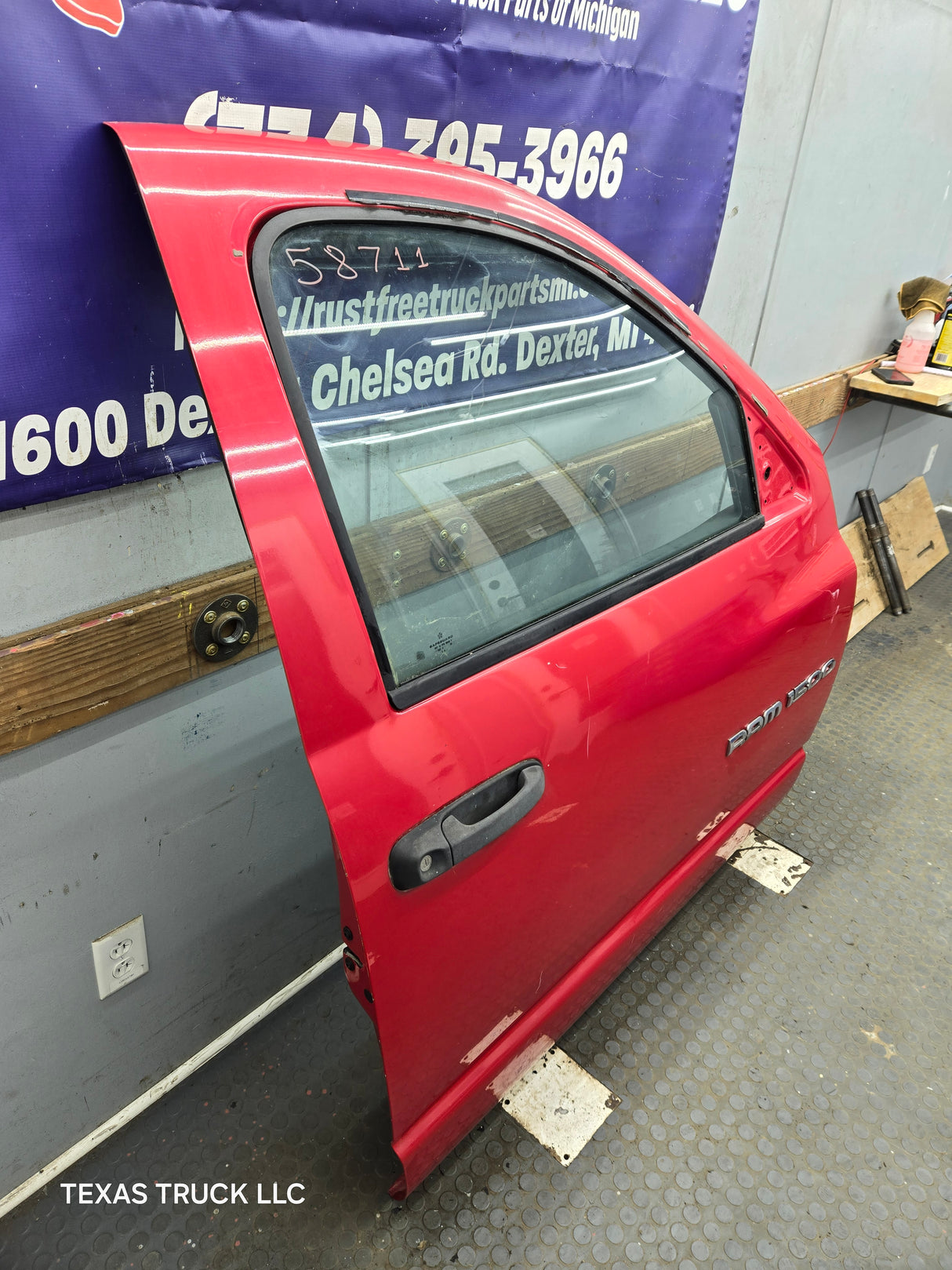 2003-2008 Dodge Ram 3rd Gen Passenger Side Front Regular Cab Door 1500 2500 3500 4500 5500