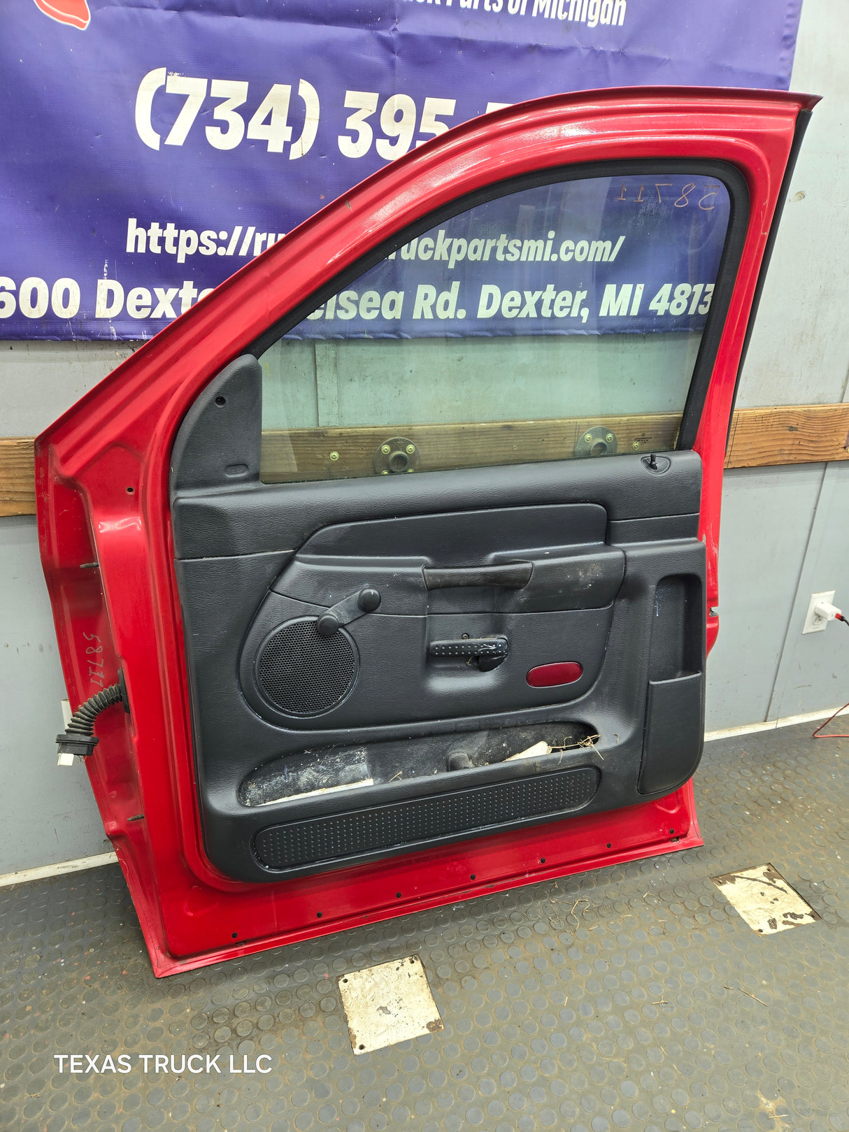 2003-2008 Dodge Ram 3rd Gen Passenger Side Front Regular Cab Door 1500 2500 3500 4500 5500
