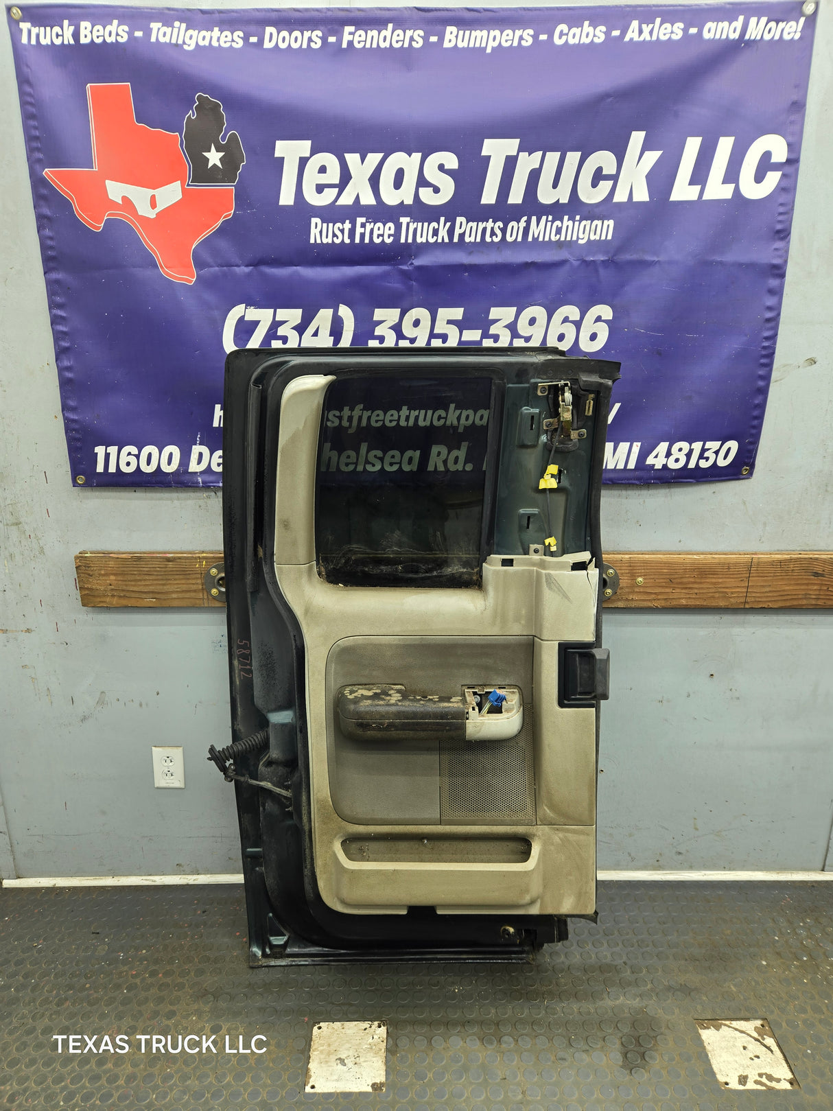 2004-2008 Ford F150 Driver Side Rear Extended Cab Door LH